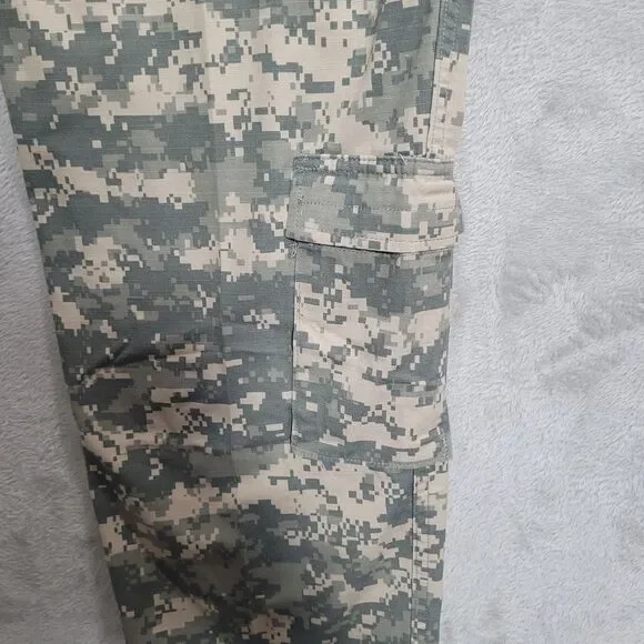 US Army ACU Cargo Pants Mens Medium Regular Green Camo Ripstop Made In USA - Picture 11 of 16